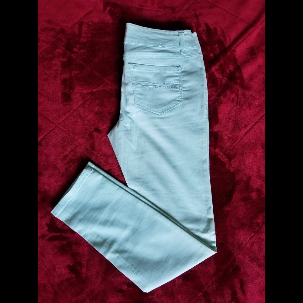 SO Juniors Skinny Jeans. Size 5